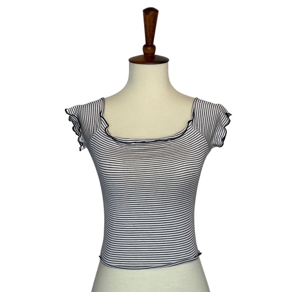 Sexy White Short Sleeve Crop Top with Black Stripes - Picture 7 of 14